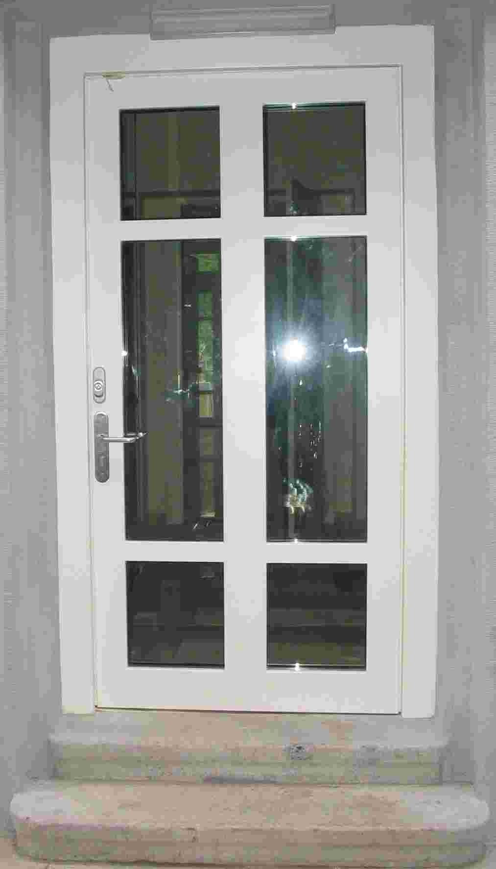 Vchodové bezpečnostní dveře Aparch dvoukřídlé